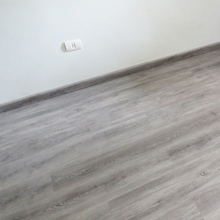 Sàn nhựa có keo sẵn 1.6mm - Mã T031