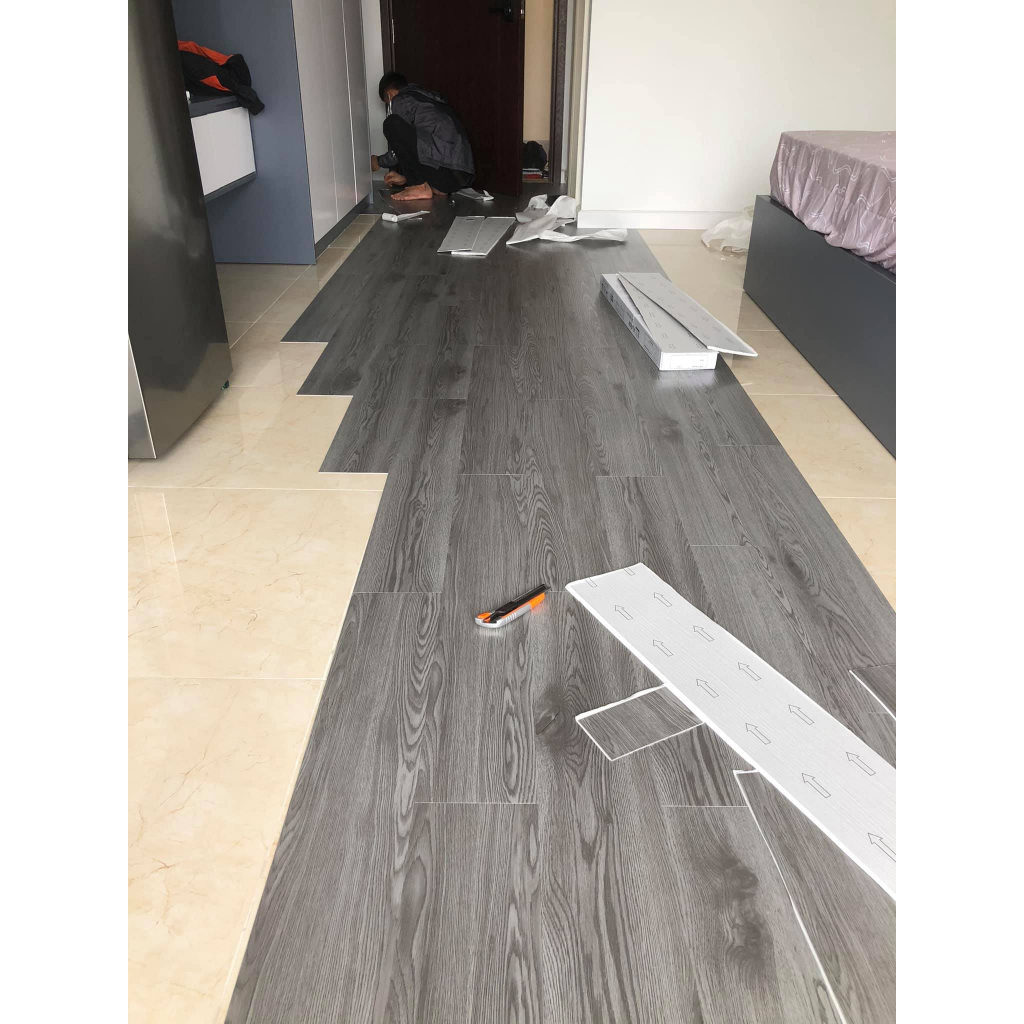 Sàn nhựa có keo sẵn 1.6mm - Mã T012