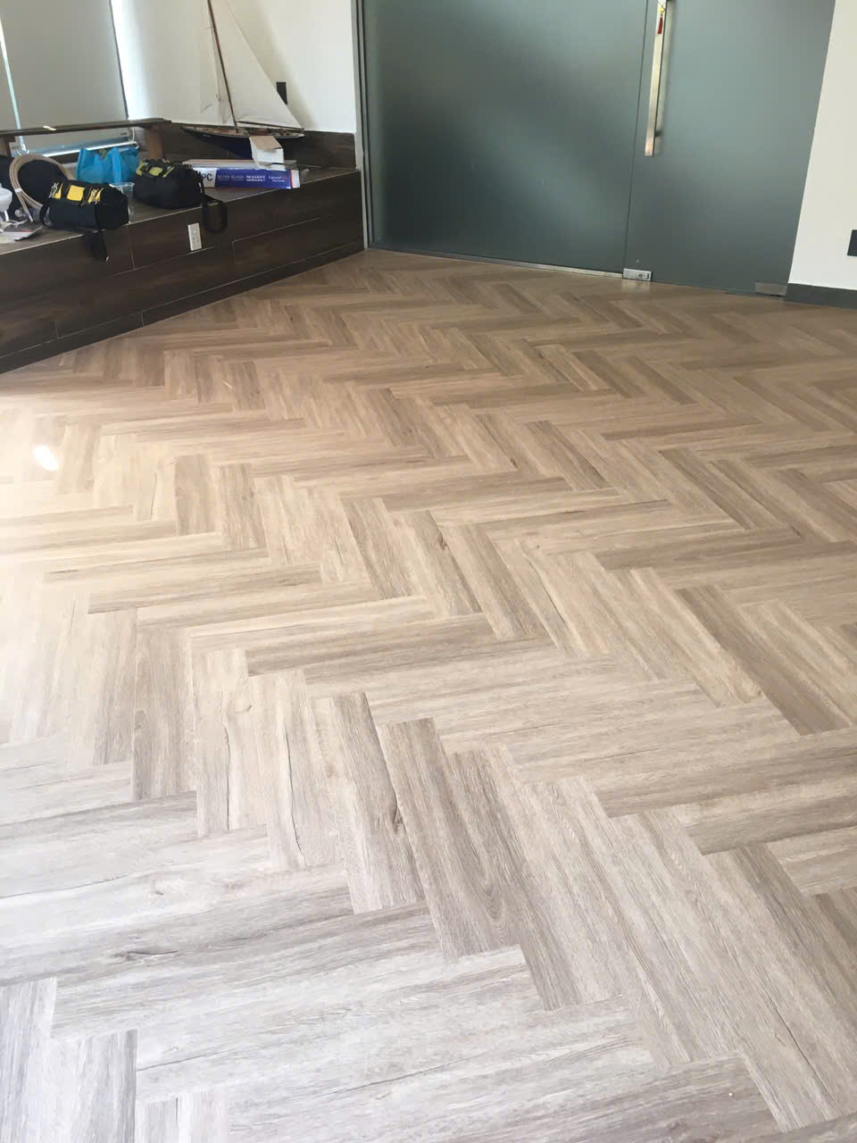 sàn nhựa hèm khóa xương cá hr9003 h3