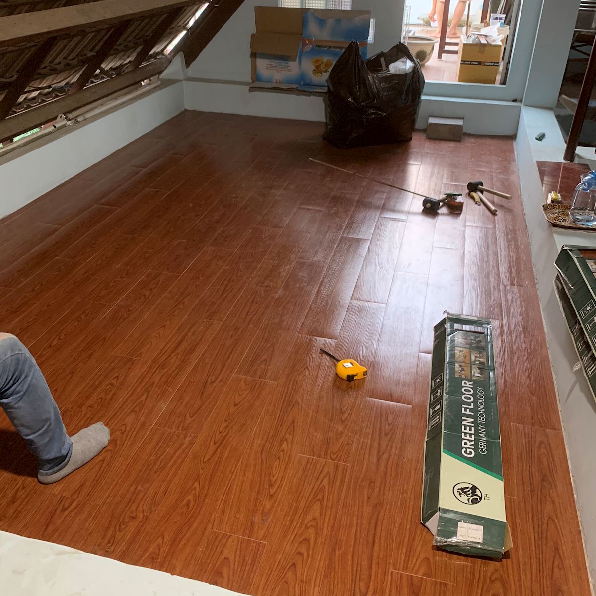 Sàn nhựa có keo sẵn 1.6mm - Mã T027