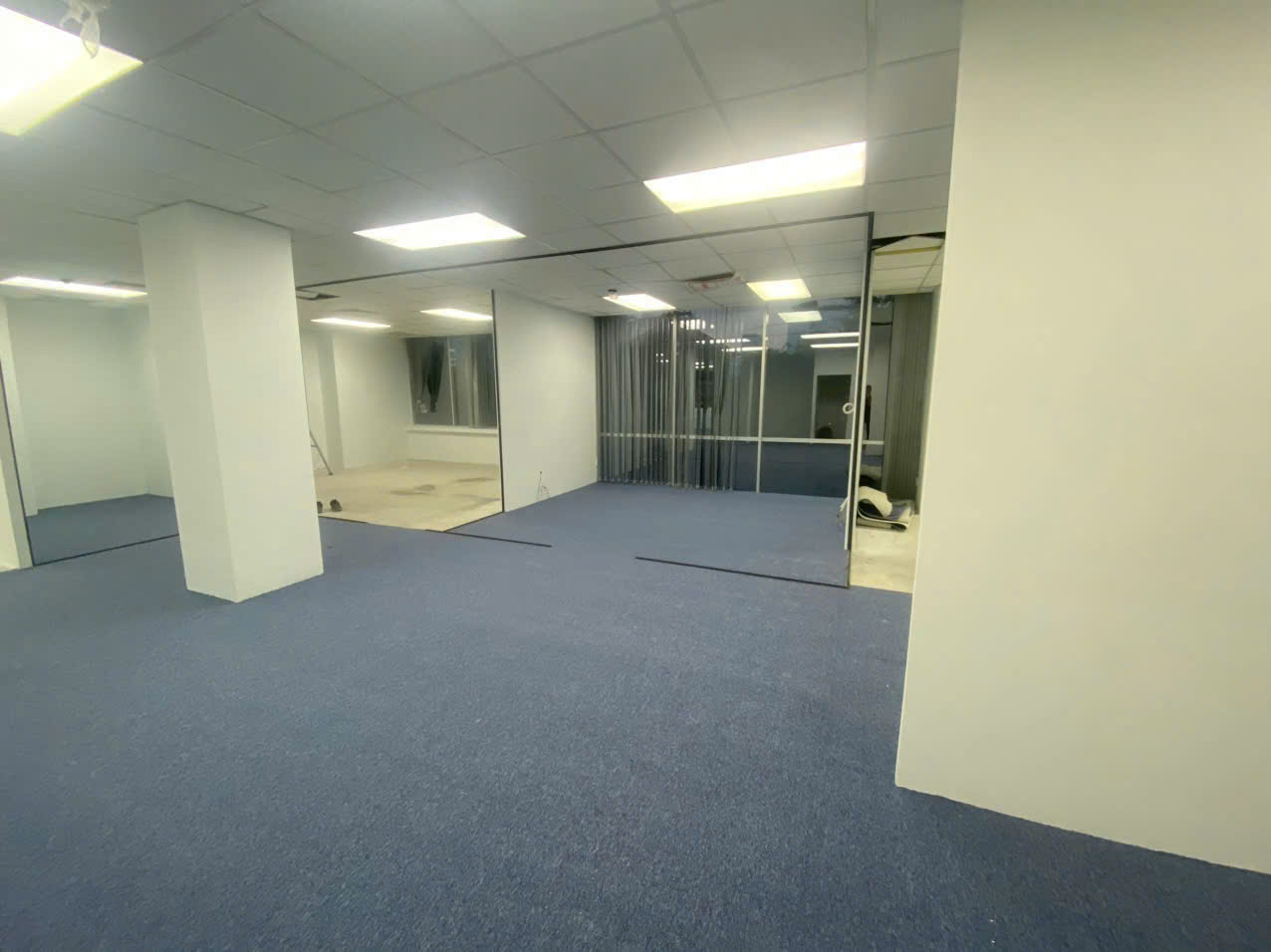 Vệ Sinh Sàn Nhà Đúng Cách - Bí Quyết Để Sàn Luôn Sạch Đẹp