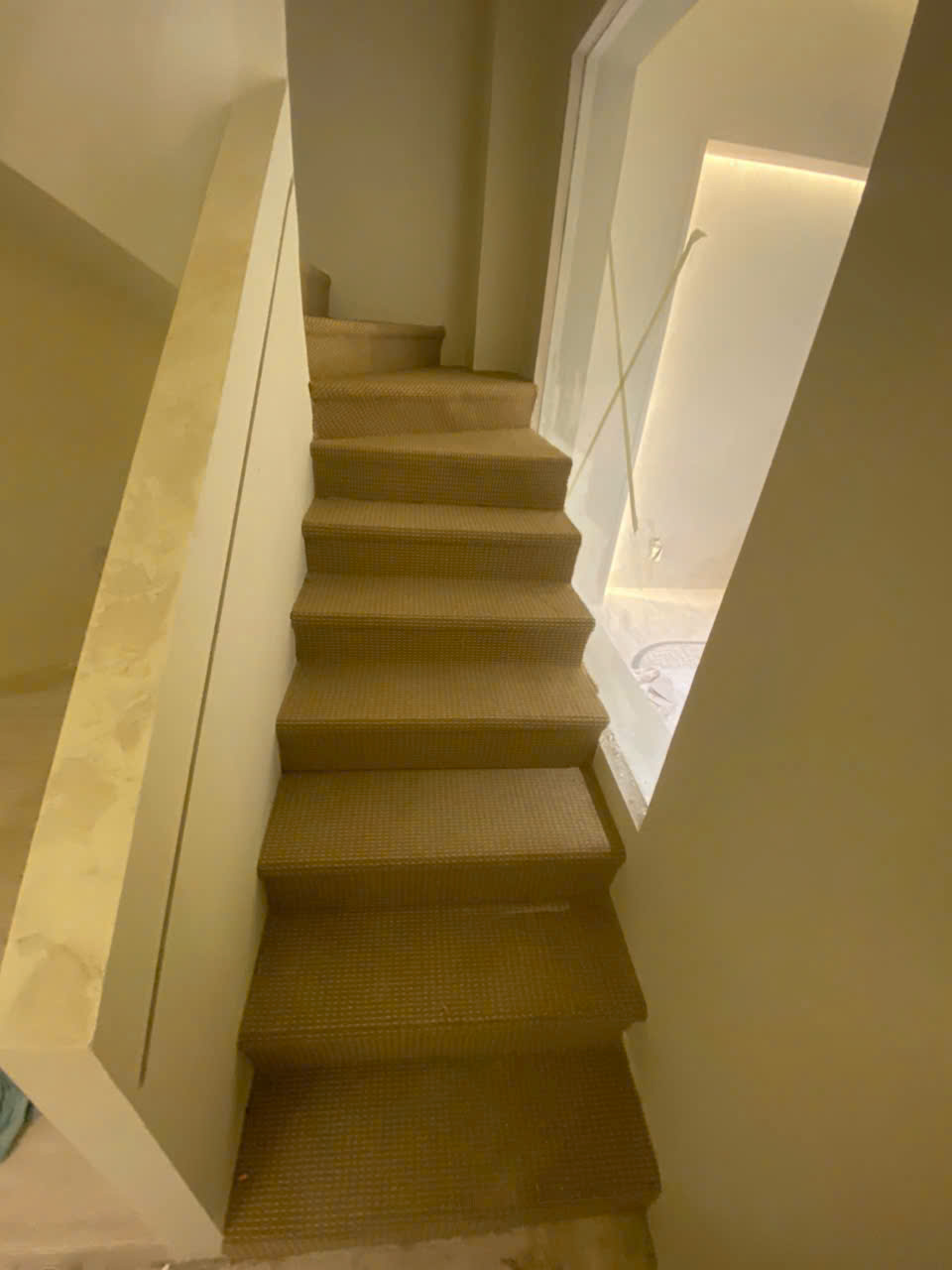 Các Dịch Vụ Thi Công Vật Liệu Trải Sàn Của Thảm Sàn Minh Nguyệt