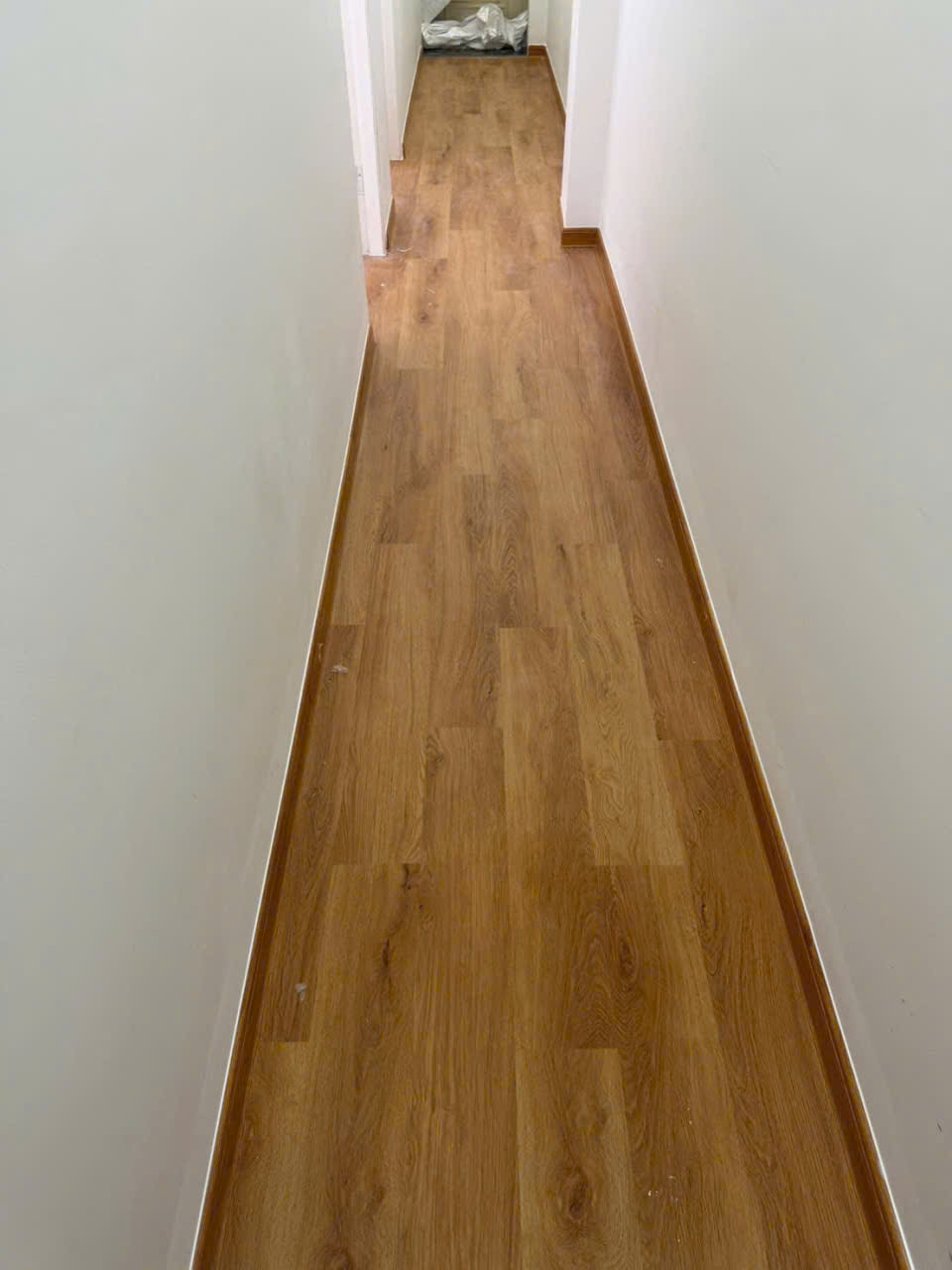 Dịch Vụ Lắp Đặt Sàn Gỗ, Sàn Nhựa, Thảm Sàn Uy Tín