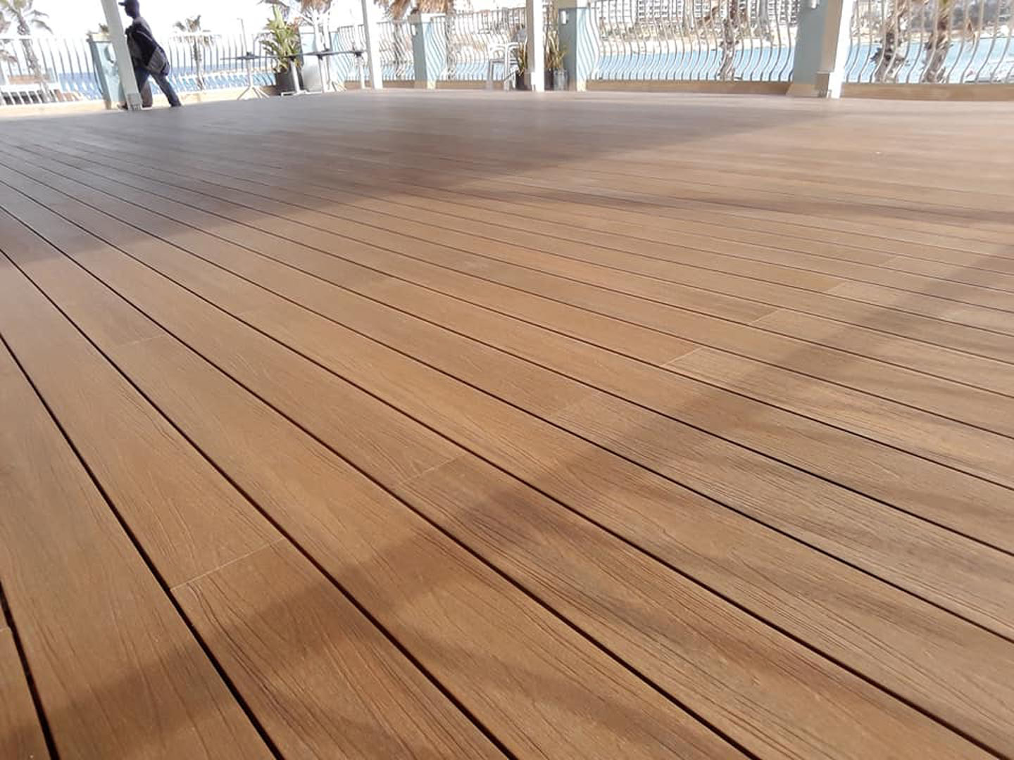 Sàn Gỗ Công Nghiệp Chống Nước, Bền Bỉ